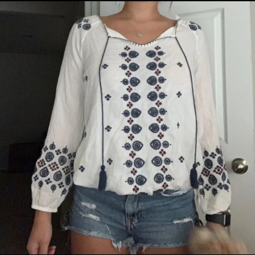 Cute sheer white top!